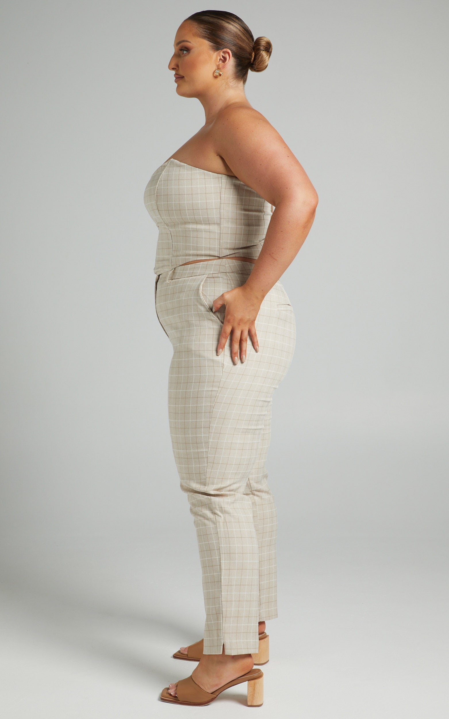 Maddiline Tailored Pants in Sand Check