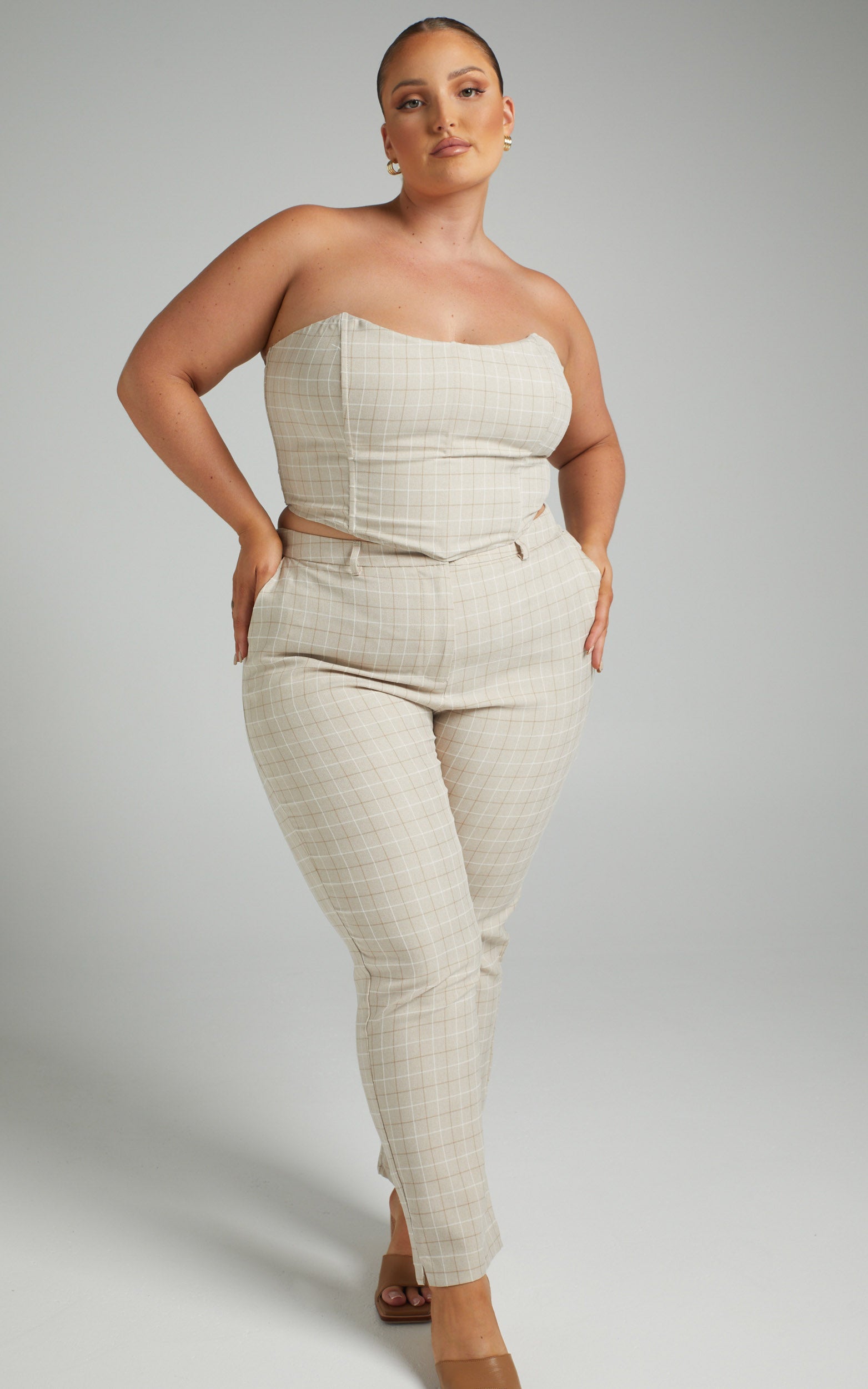 Maddiline Tailored Pants in Sand Check