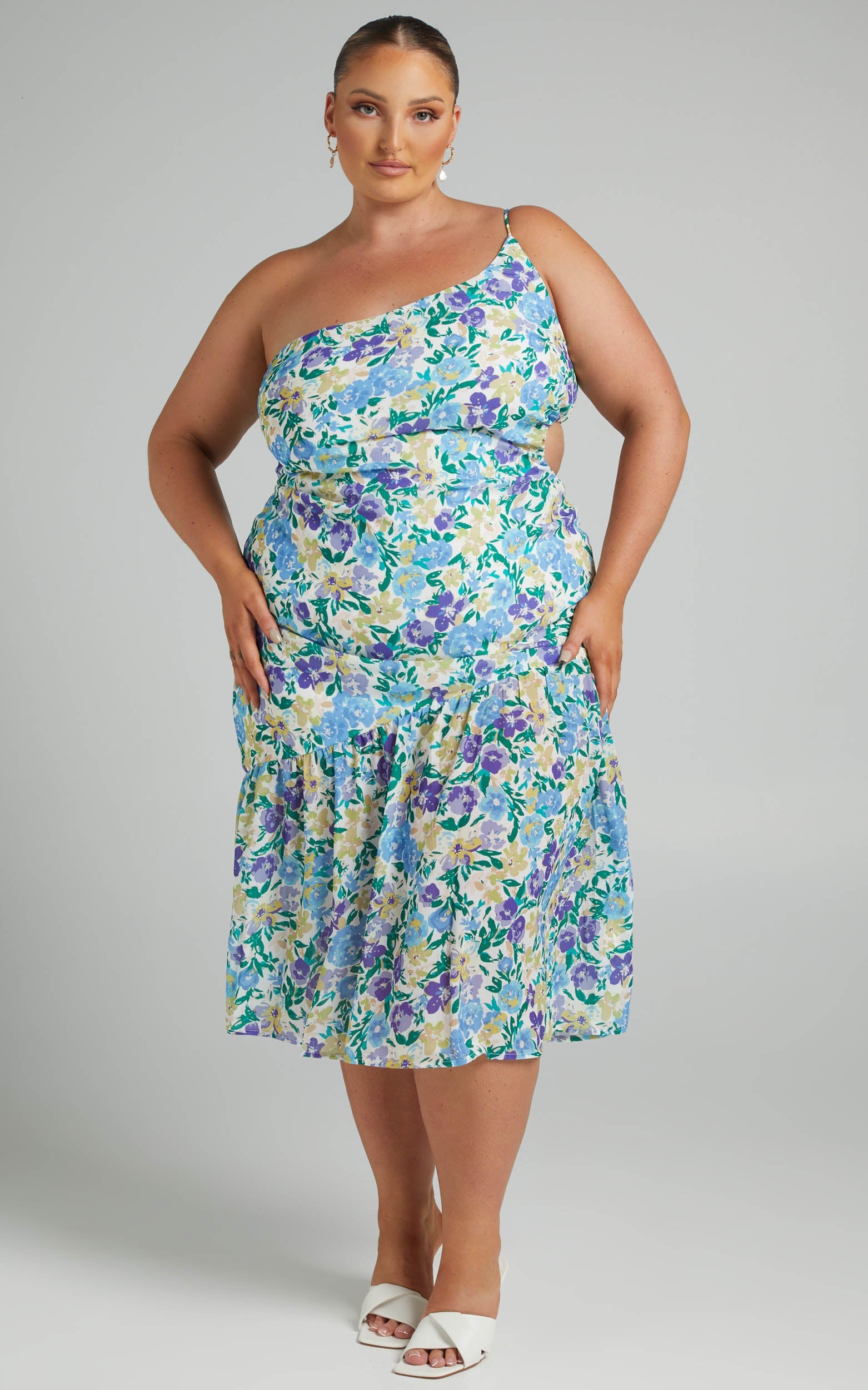 Myeshia Cut Out One Shoulder Midi Dress in Lavender Fields