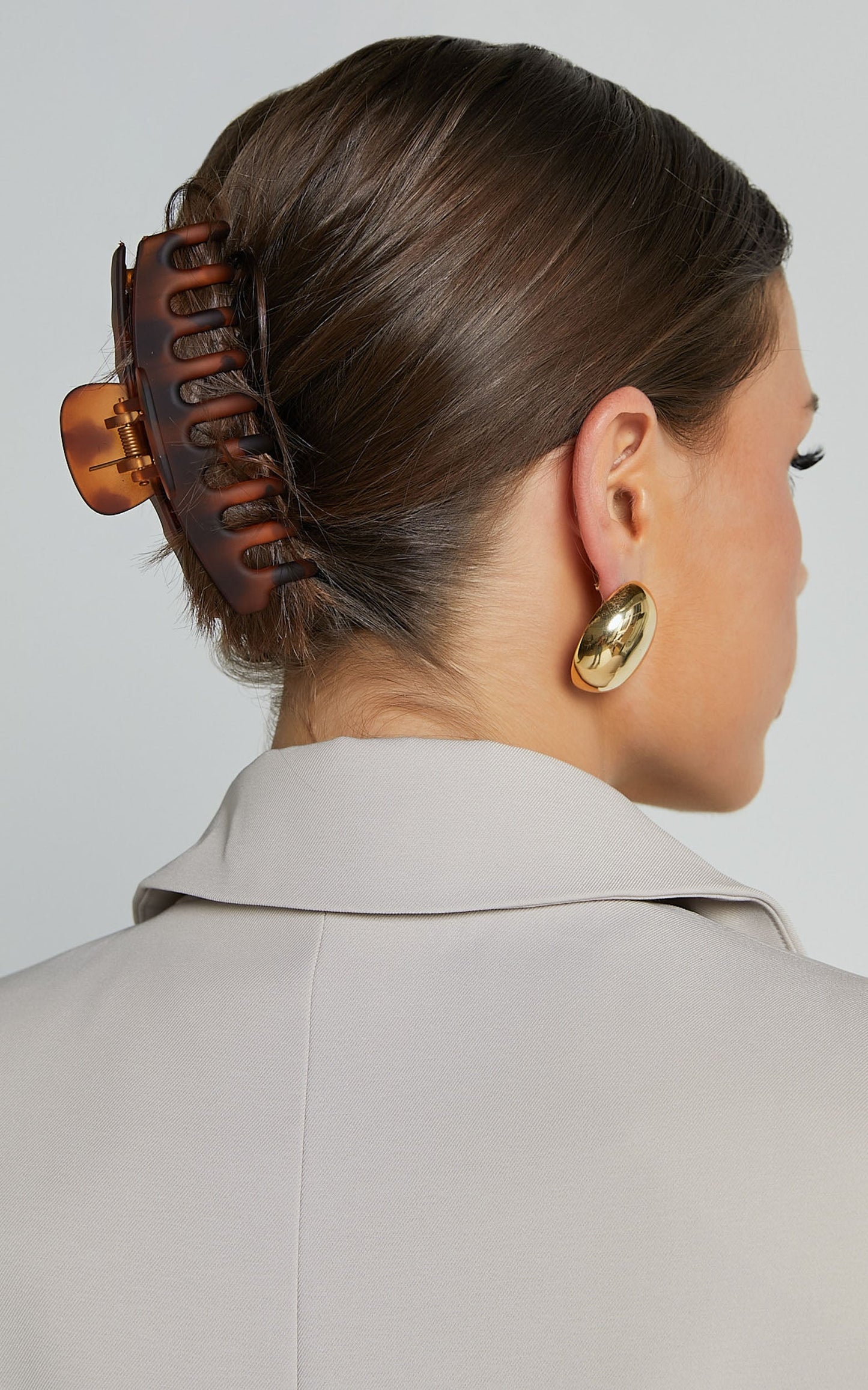 Celia Hair Clip - Claw Hair Clip in Tort