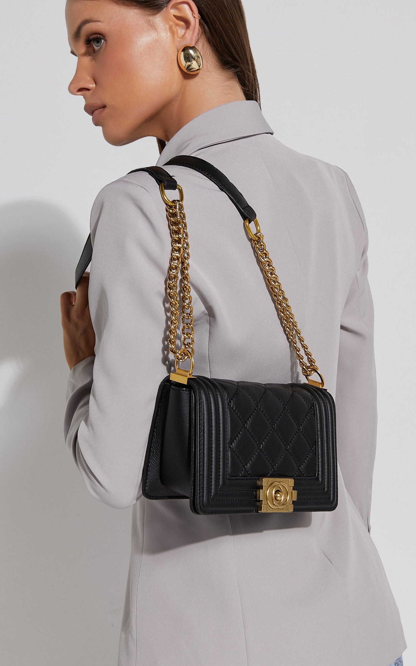 Hamptons Quilted Cross Body Bag in Black