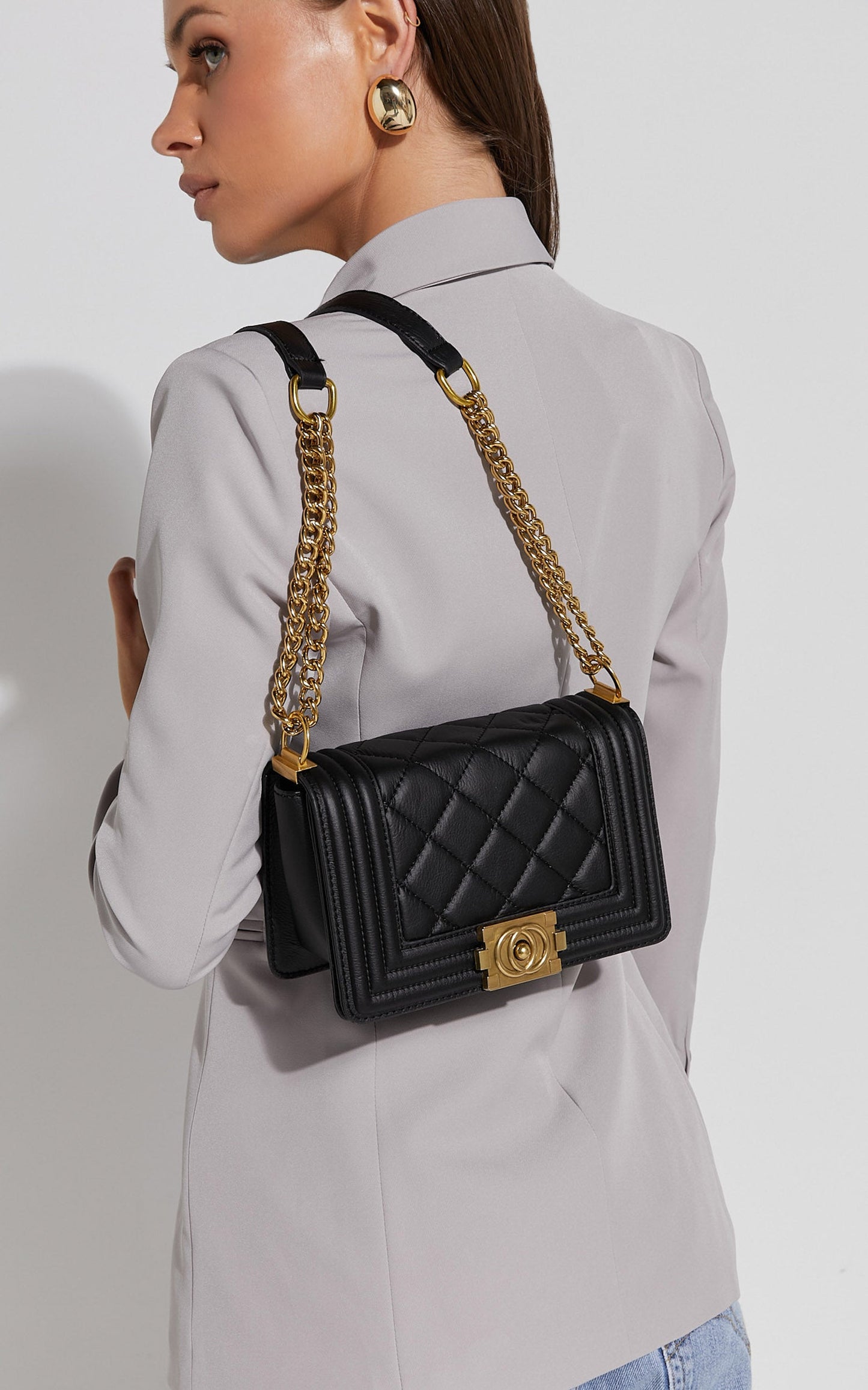 Hamptons Quilted Cross Body Bag in Black