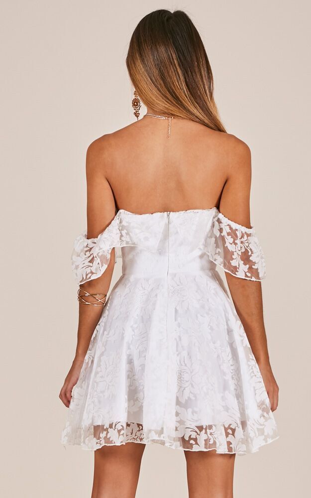 Evening Star Dress In White