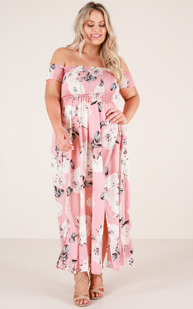 Daytime Dancer Maxi Dress In Dusty Pink Floral