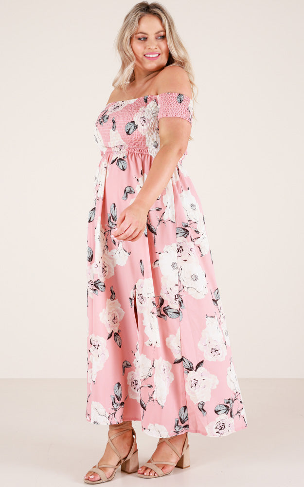 Daytime Dancer Maxi Dress In Dusty Pink Floral