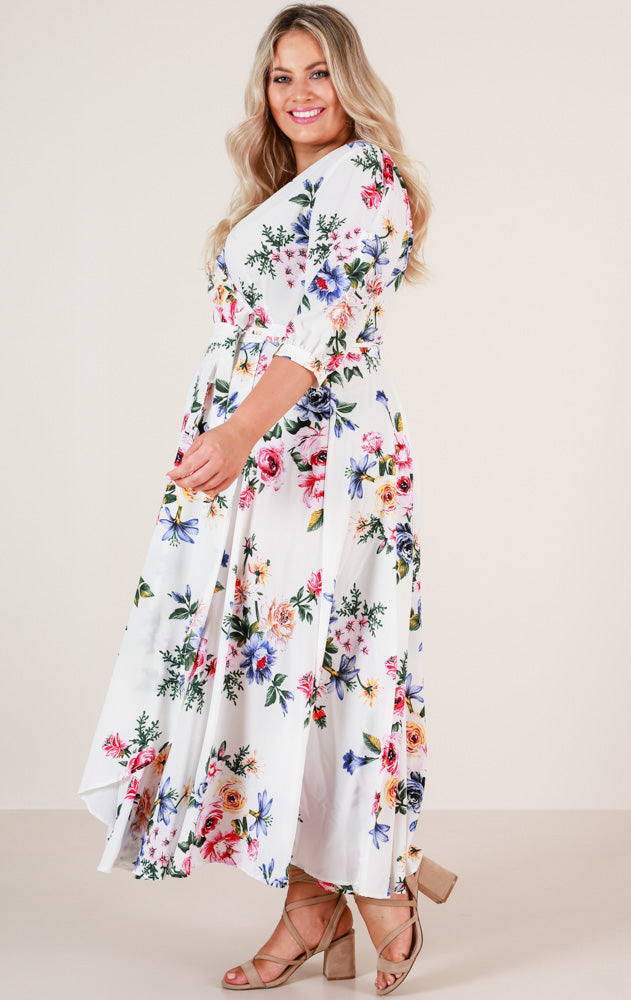 Retro Romance Maxi Dress In White Floral