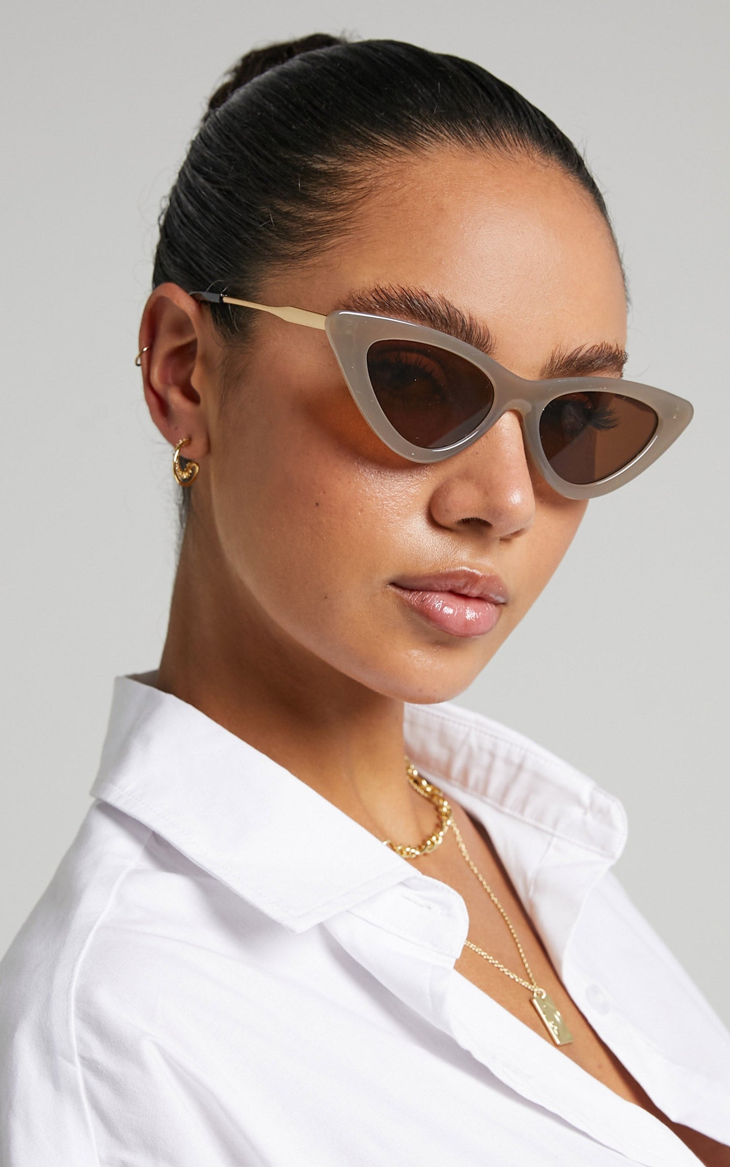 Amara Sunglasses in Beige