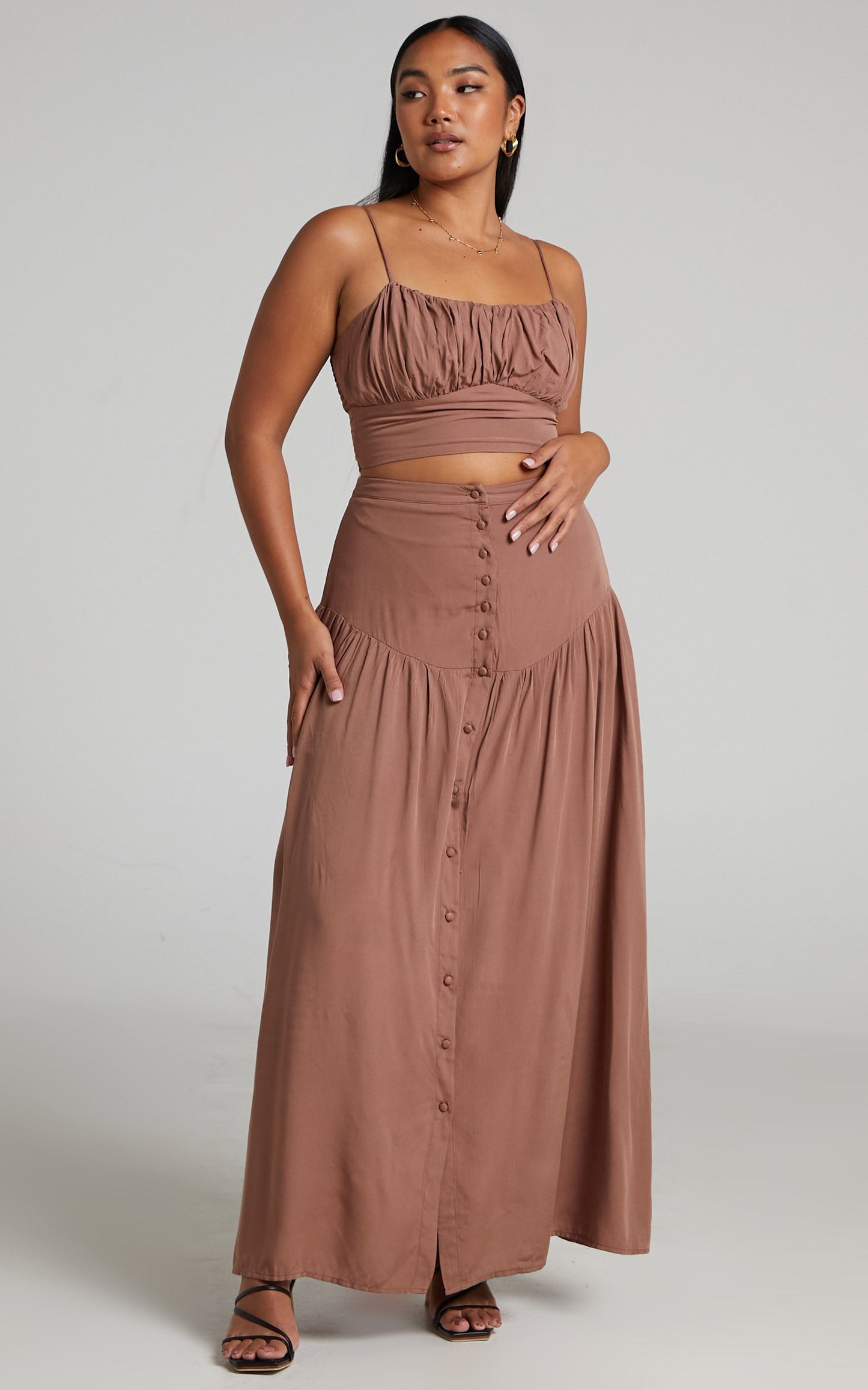 Knoxlee Drop Waist Maxi Skirt in Brown