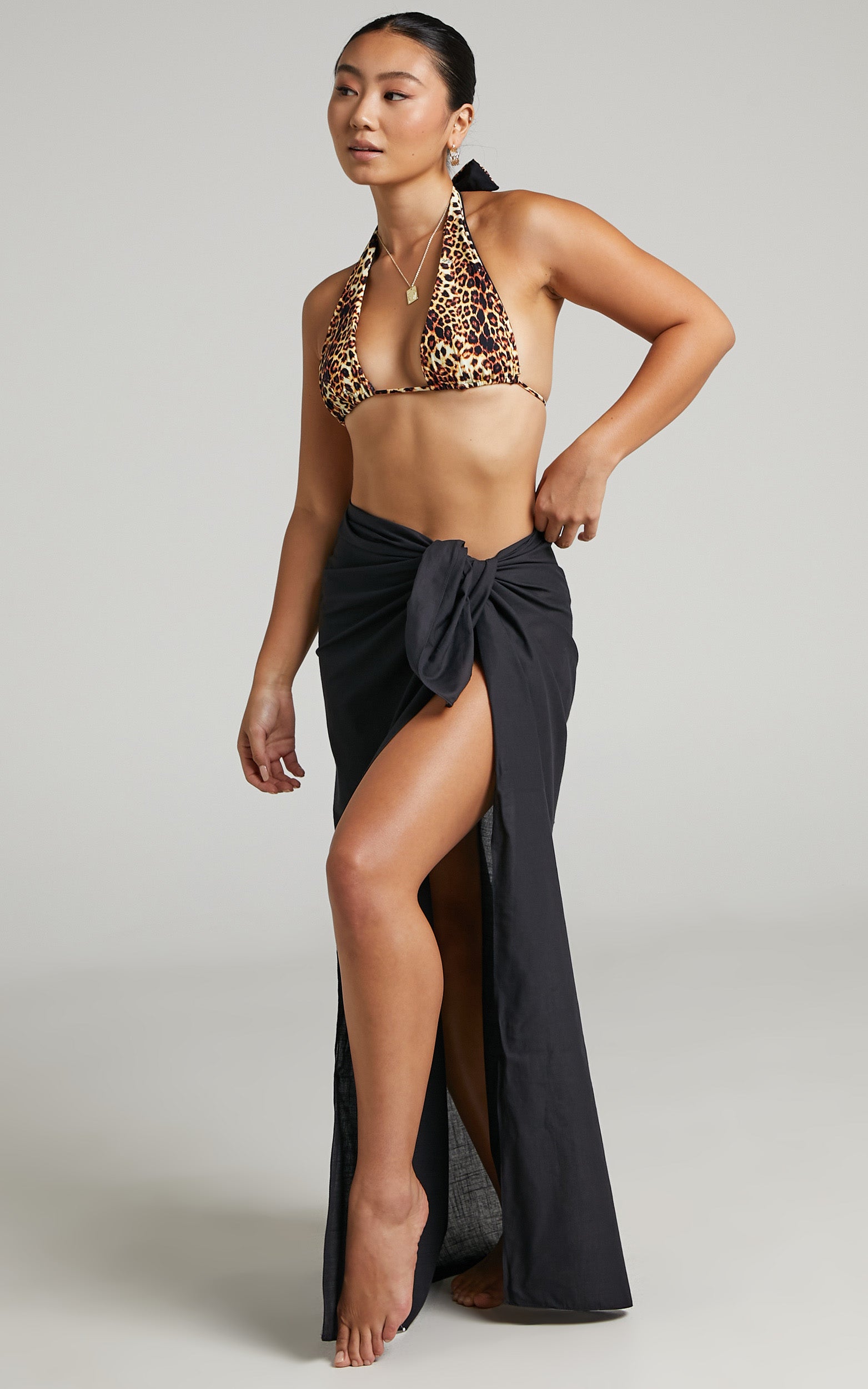 Laluna Sarong in Black