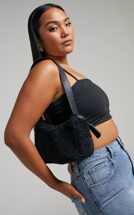 Lynda Faux Fur Bag in Black