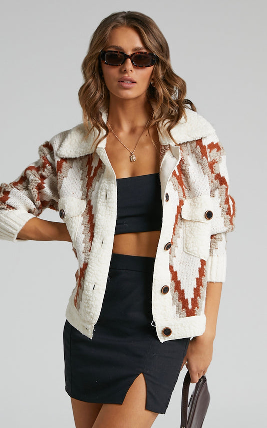 Melanie Collared Teddy Coat in White Print