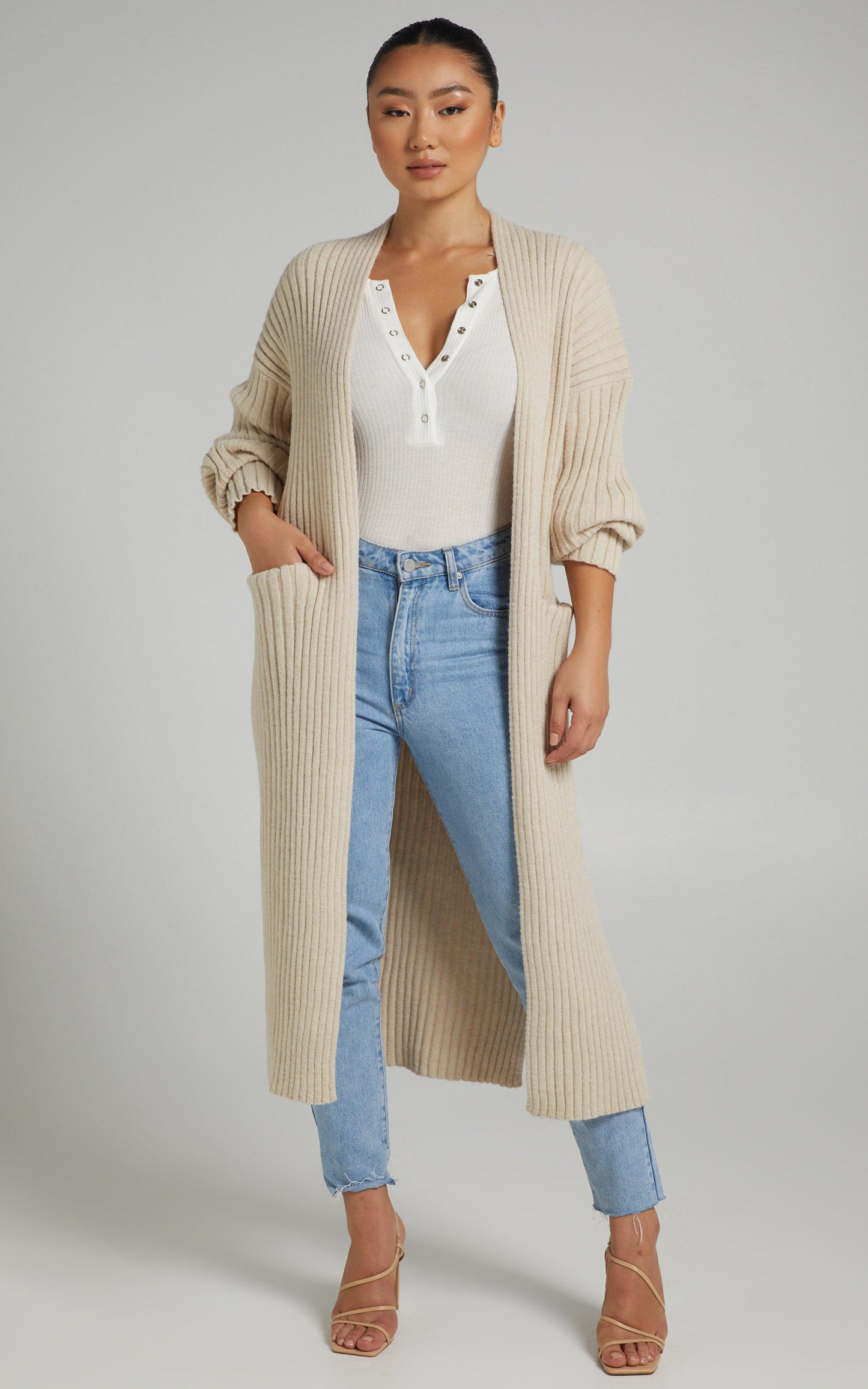Caseny Longline Cardigan in Beige