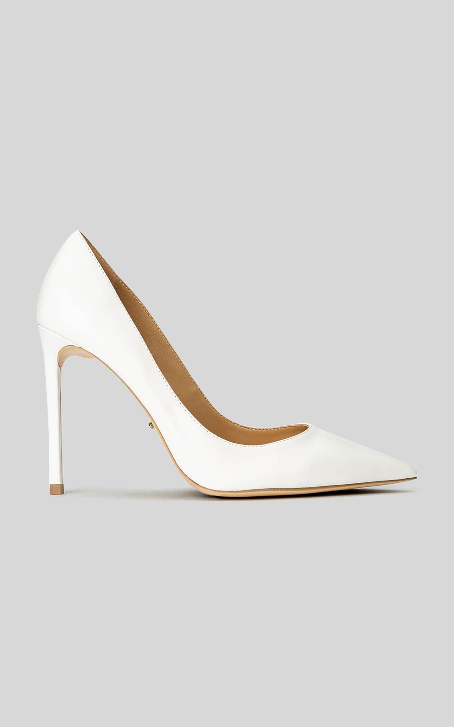 TONY BIANCO - ANJA PUMPS in Milk Capretto