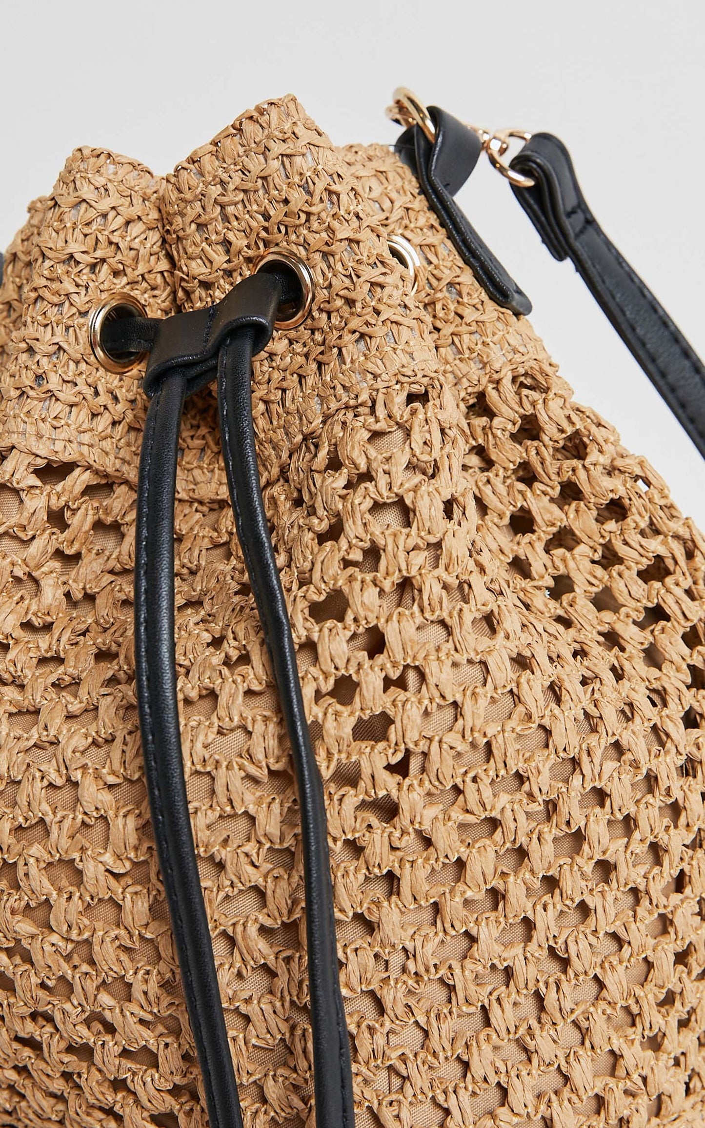 Capri Bag - Woven Bucket Bag With PU Straps in Natural
