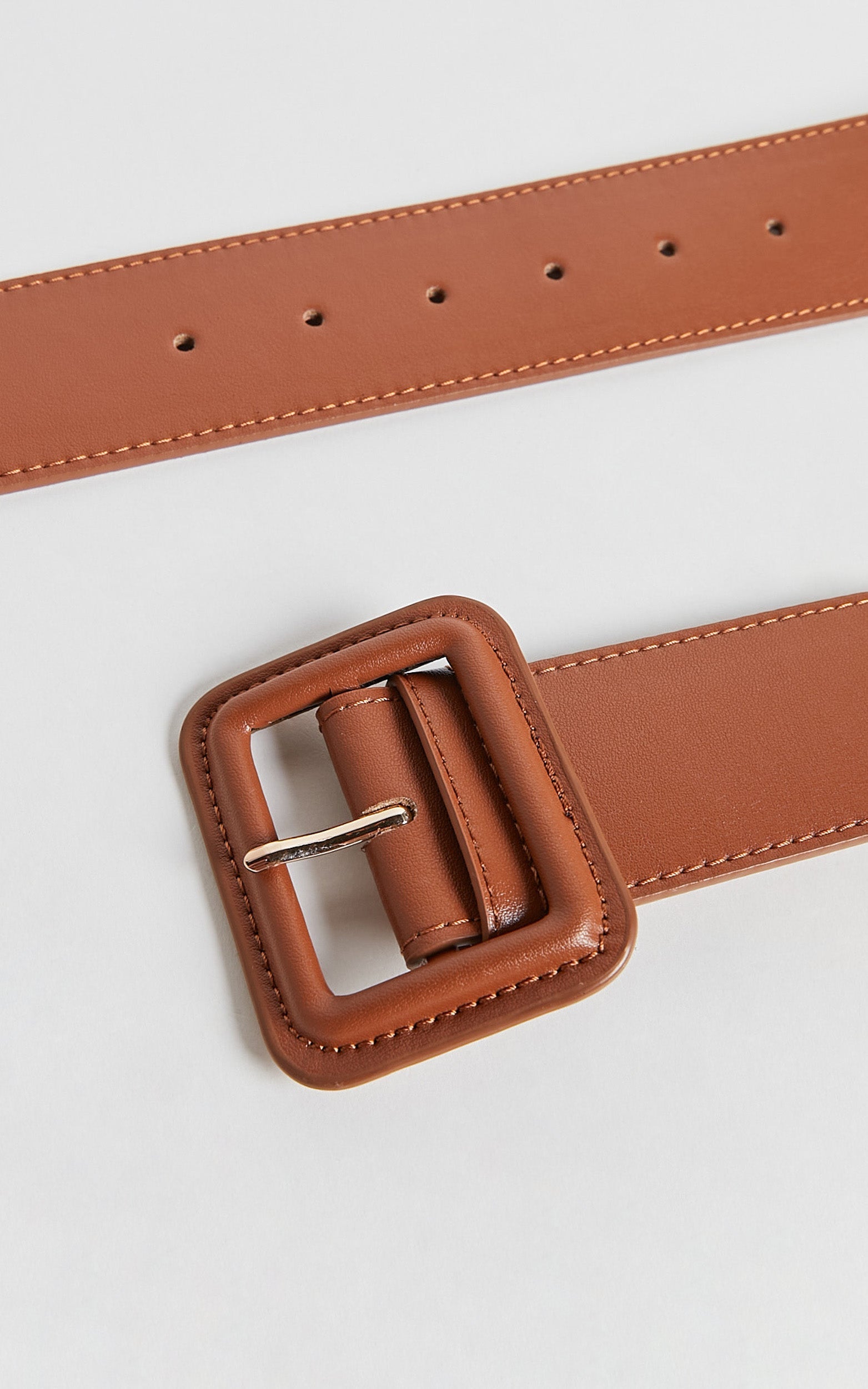 Kaitlin Belt - Buckle Belt in Tan