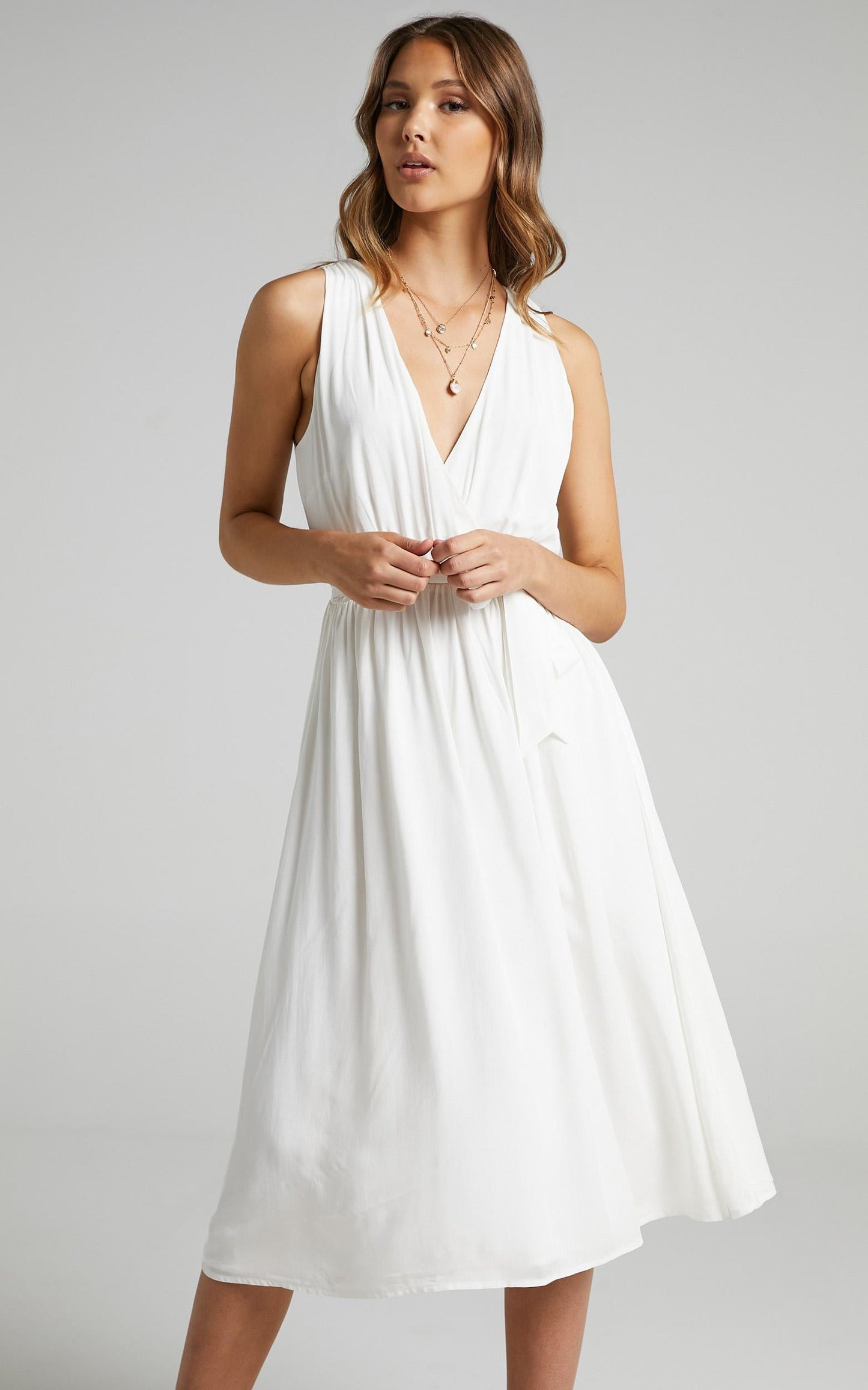 Arlais Dress in White