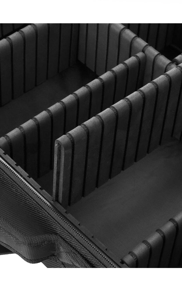 Pro Travel Makeup Case in black