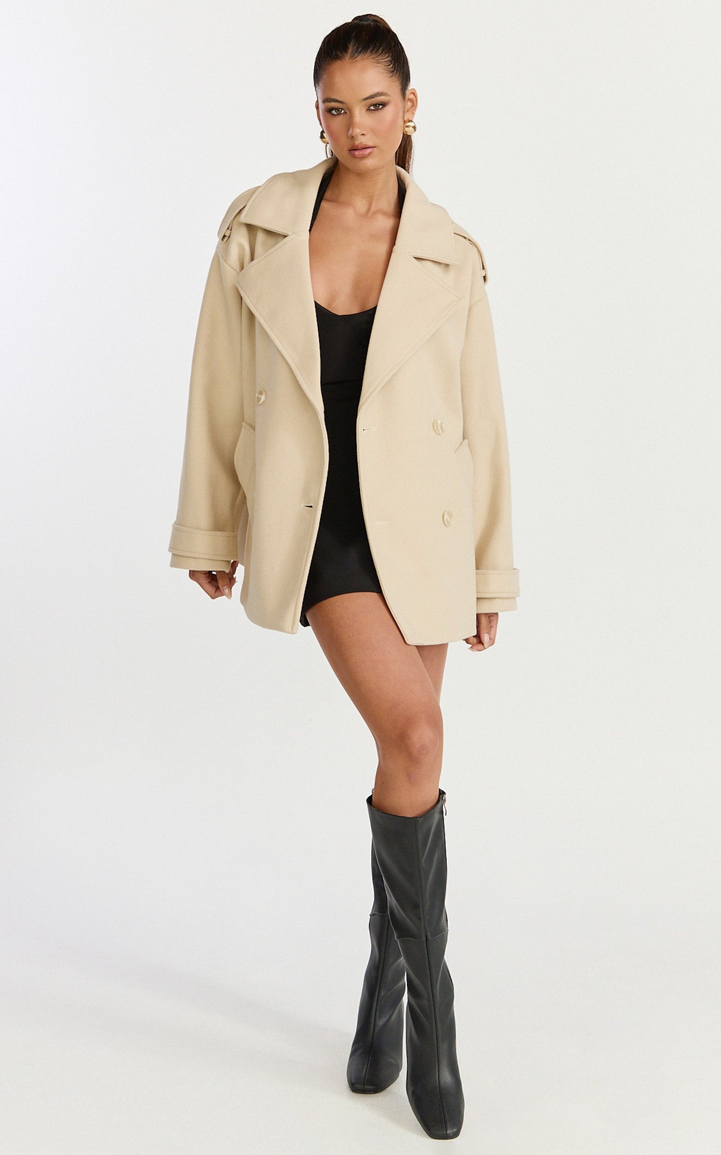 Saskia Coat - Double Breasted Short Wool Like Coat in Cream