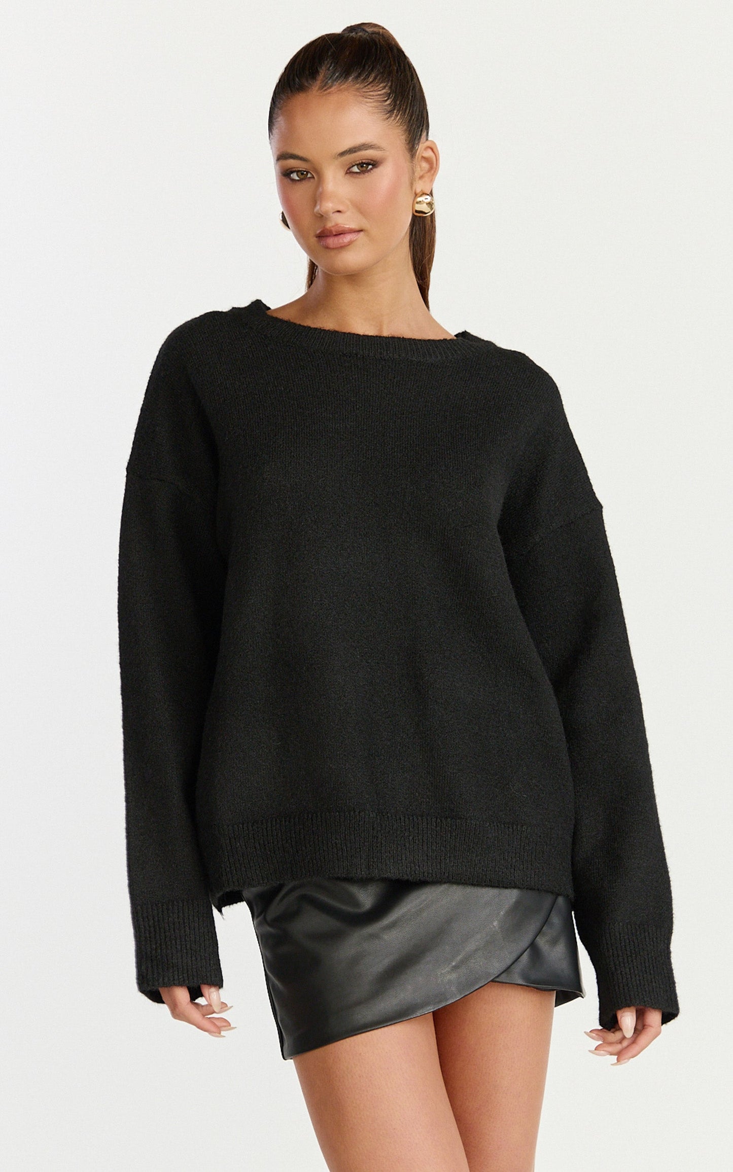 Amanda Top - Crew Neck Long Sleeve Knit Sweater in Black