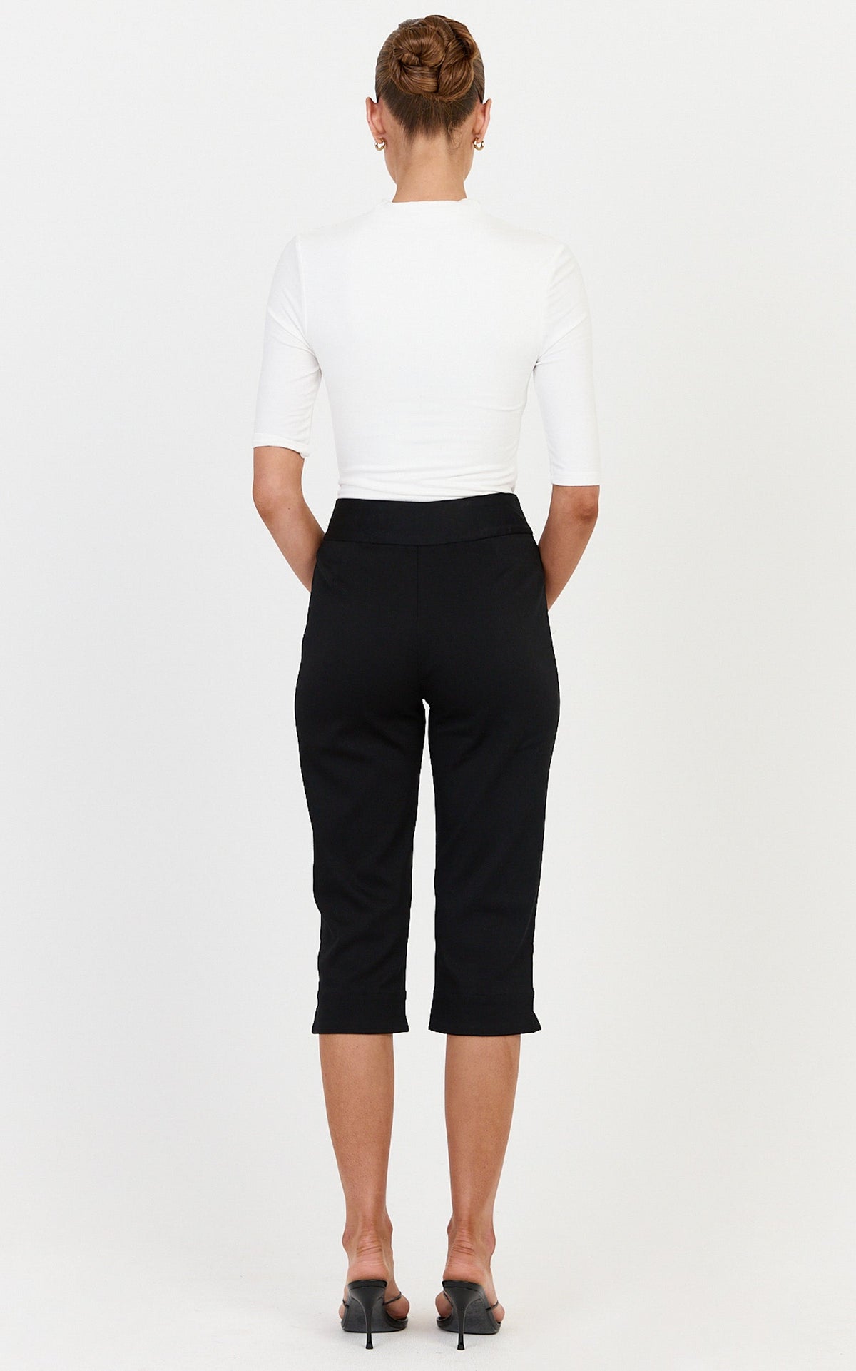 Nadine Pants - Mid Rise Fitted Split Leg Capri Pants in Black
