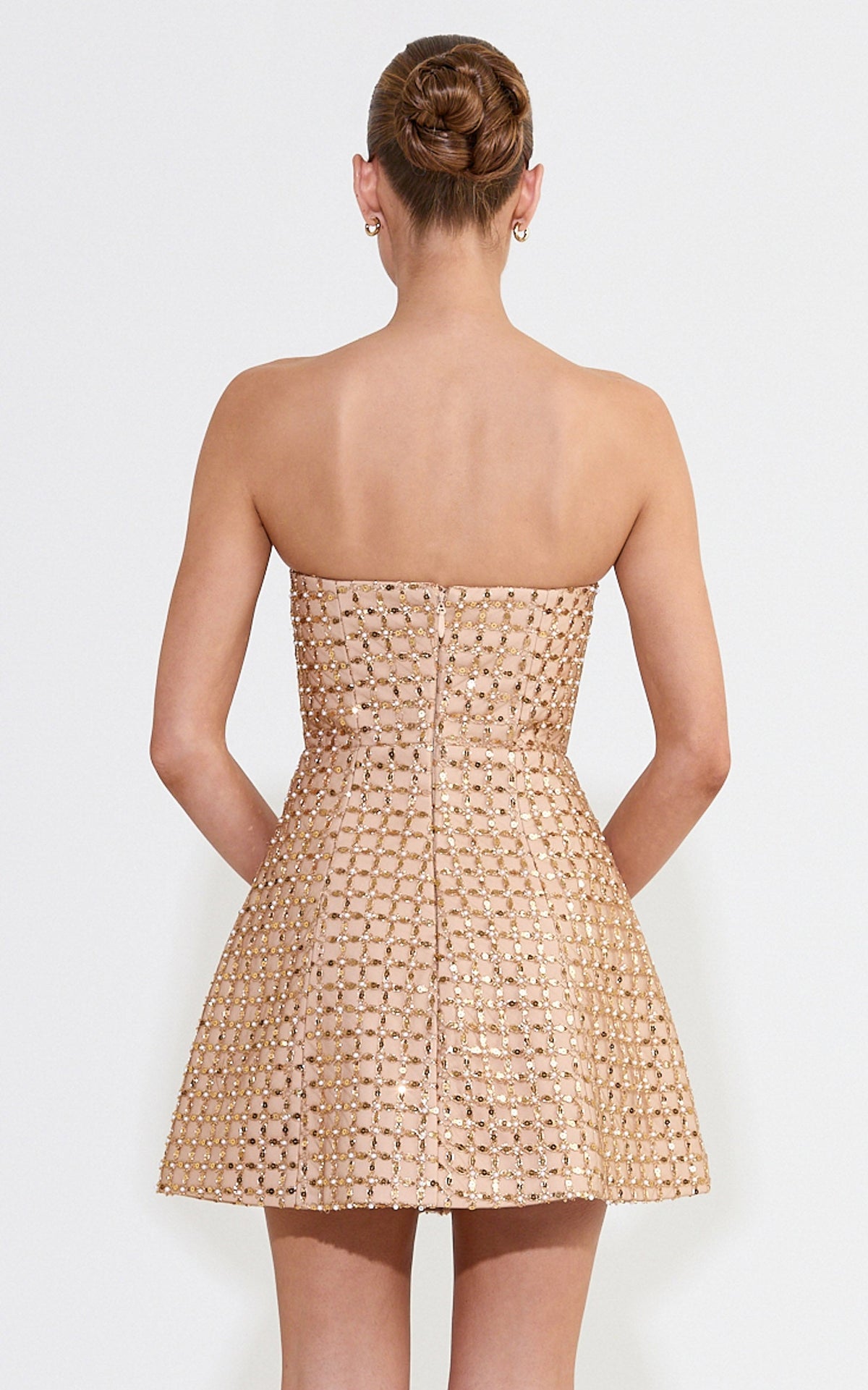 Camille Minikleid – trägerloses, strukturiertes Paillettenkleid in Gold