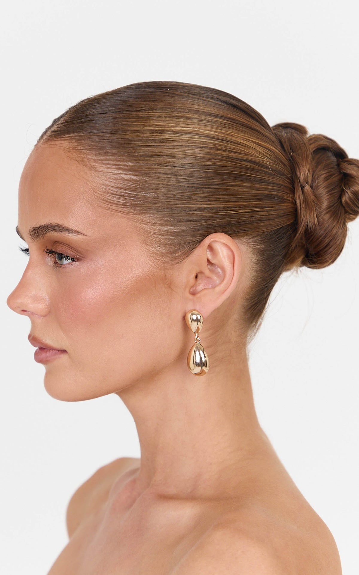 Alba Ohrringe - Statement-Ohrhänger in Gold