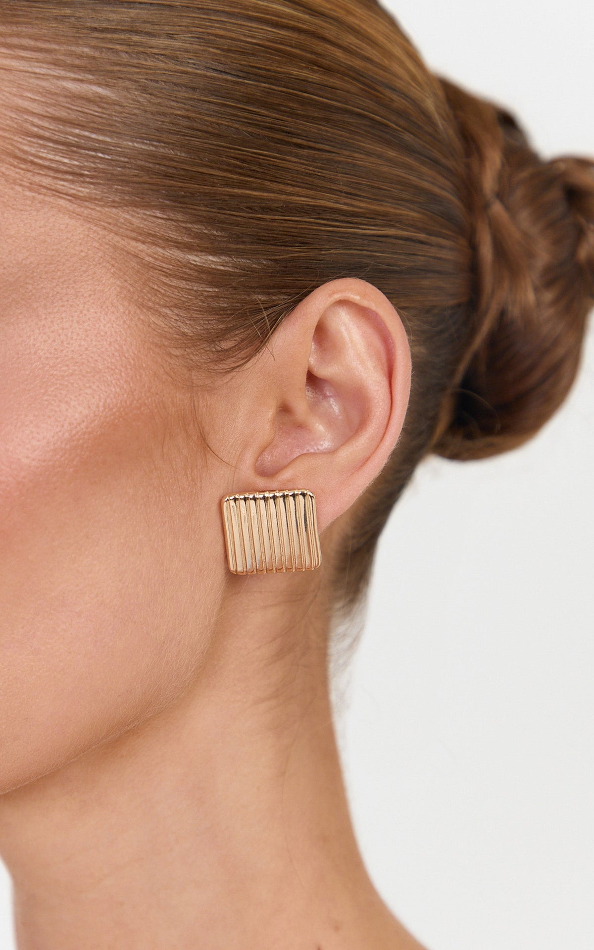 Etta Ohrringe – 2er Pack quadratische Ohrstecker in Gold