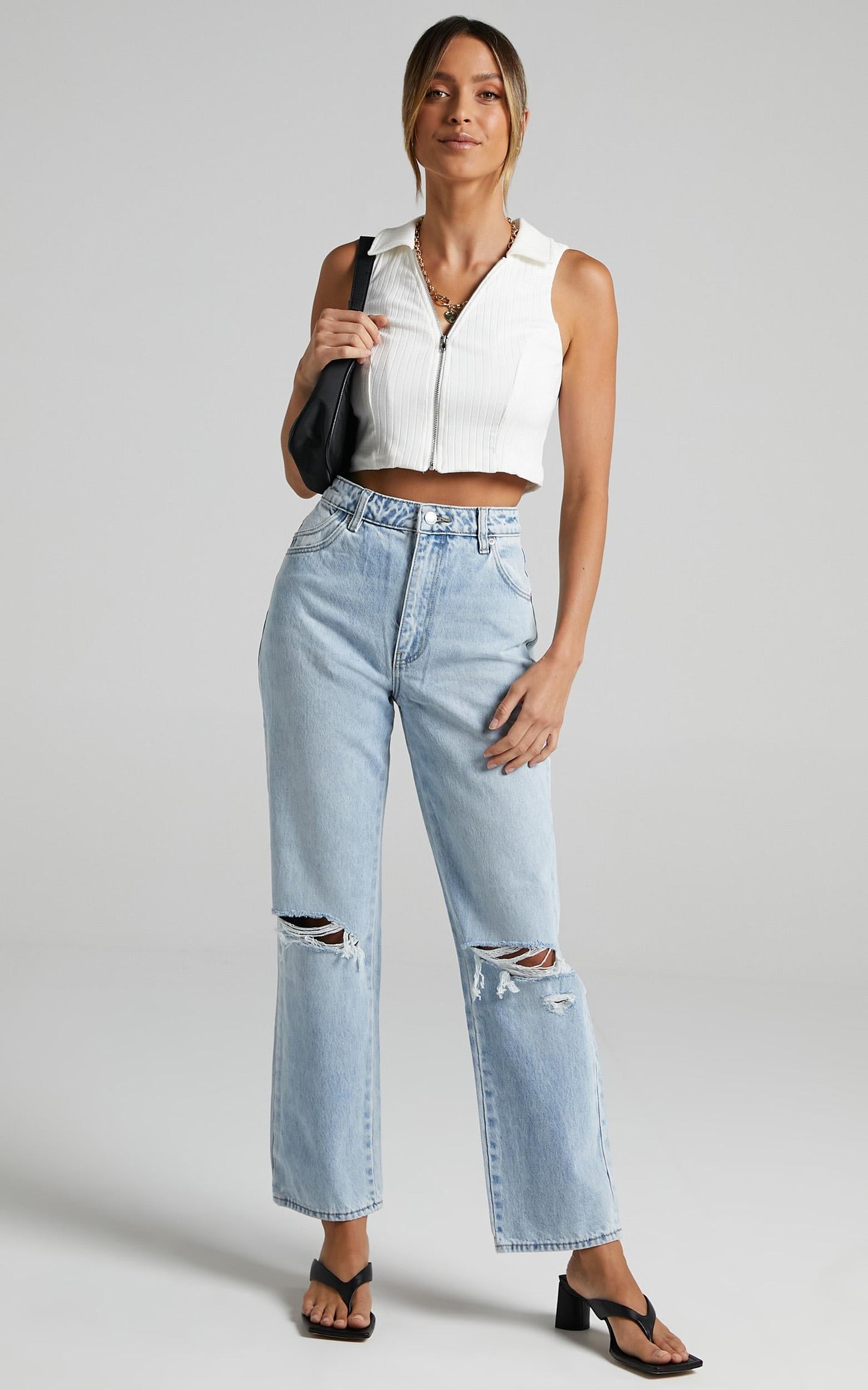 Rollas - Original Straight Jean in Light Blue Wash