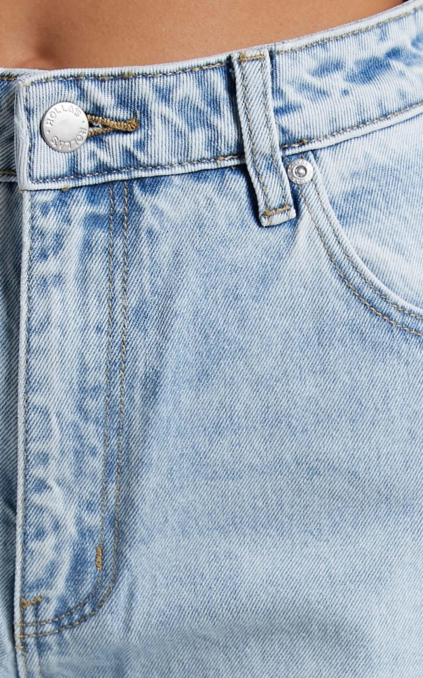 Rollas - Original Straight Jean in Light Blue Wash