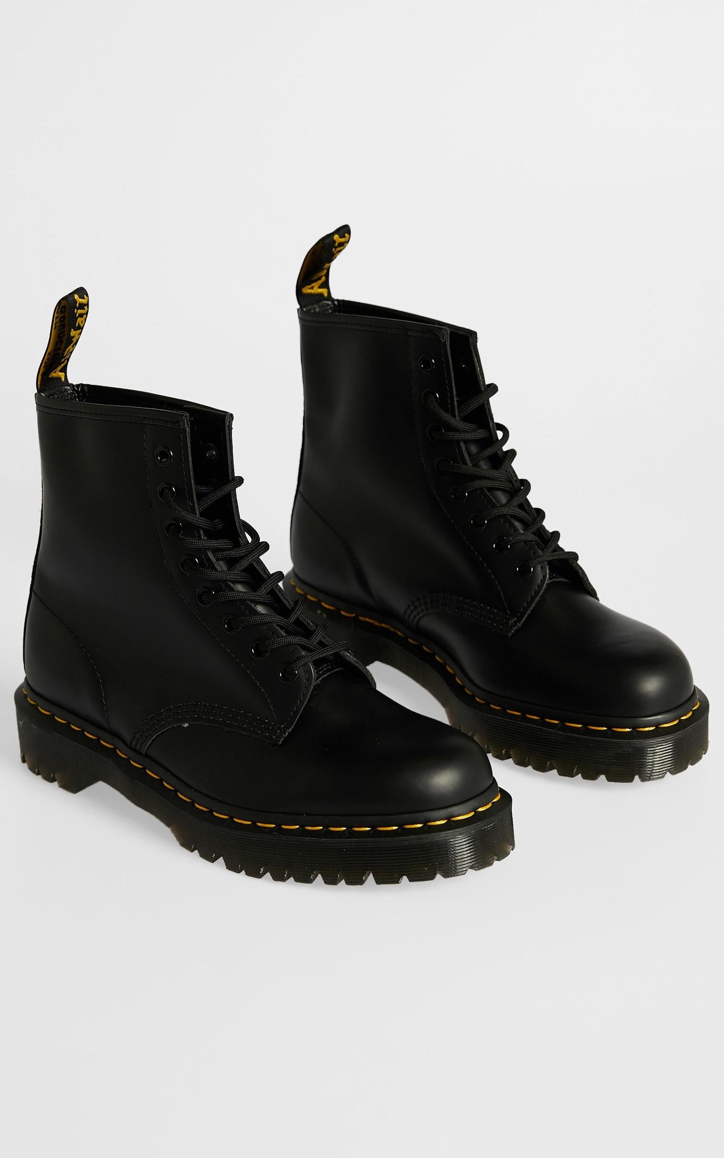Dr. Martens - 1460 Bex 8 Eye Boot in Black Smooth