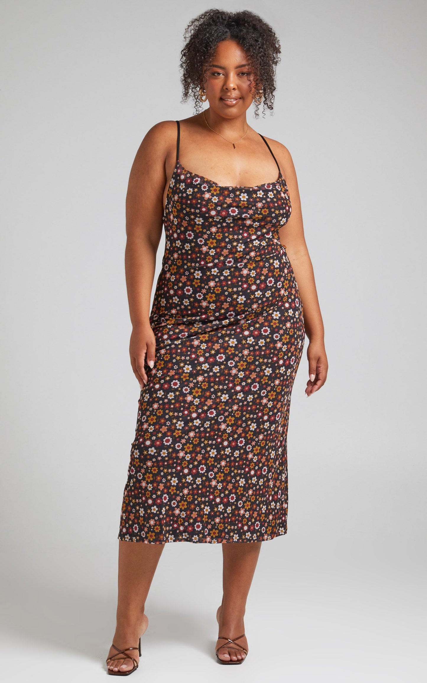 Sandrah Open Back Floral Midi Dress in Black Floral