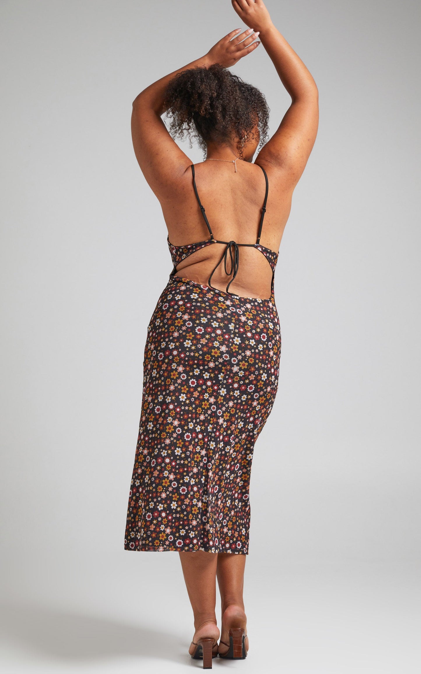 Sandrah Open Back Floral Midi Dress in Black Floral