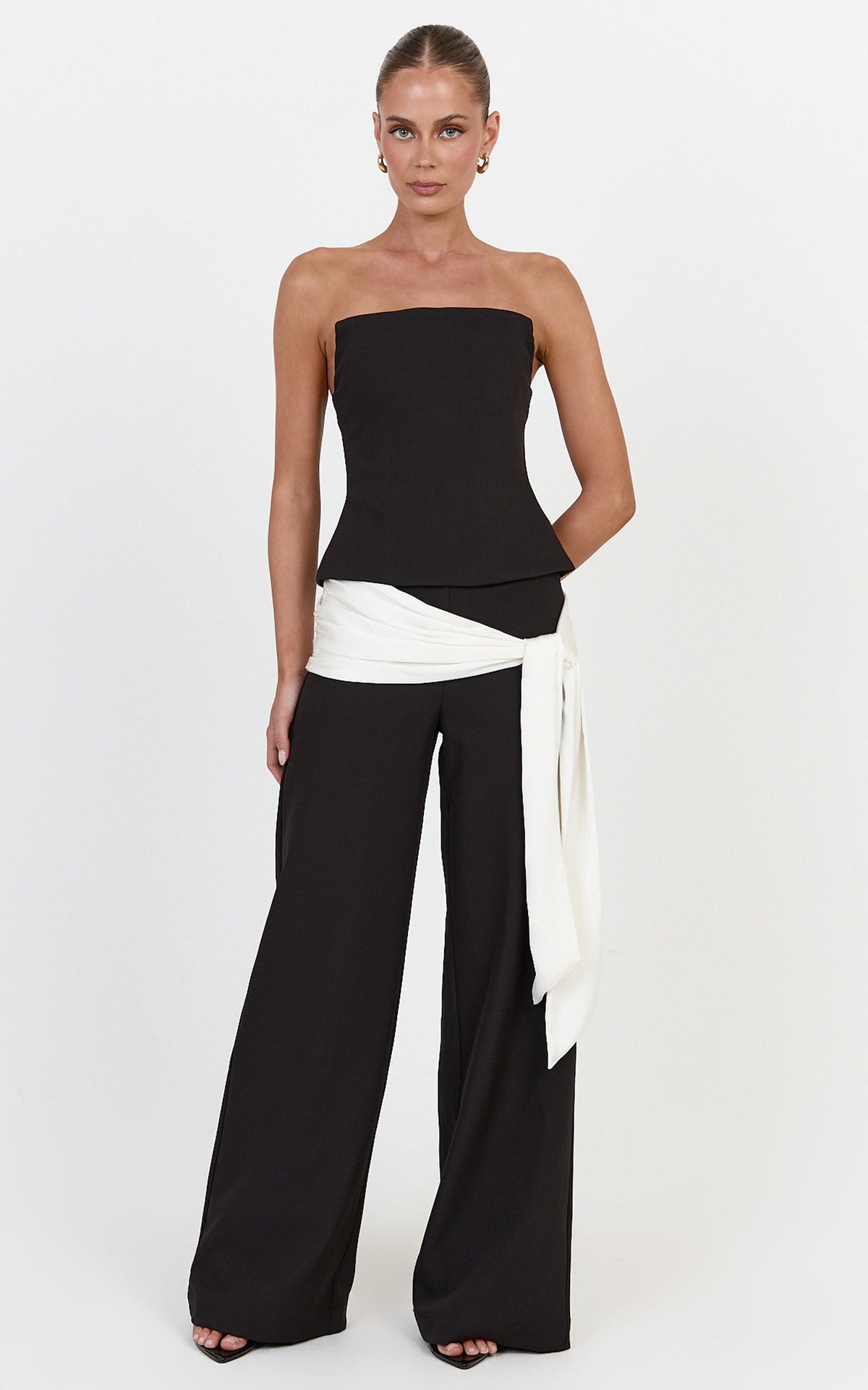 Talia Pants - Straight Leg Mid Rise Pants With Contrast Waist Tie in Black/Off White