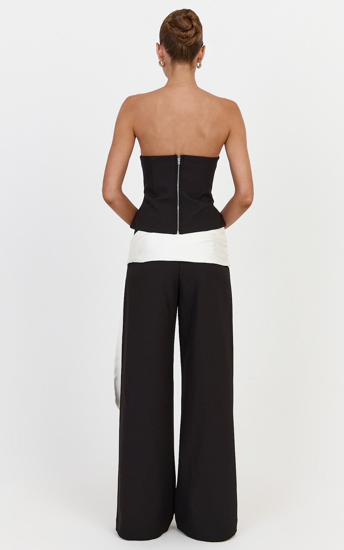 Talia Pants - Straight Leg Mid Rise Pants With Contrast Waist Tie in Black/Off White