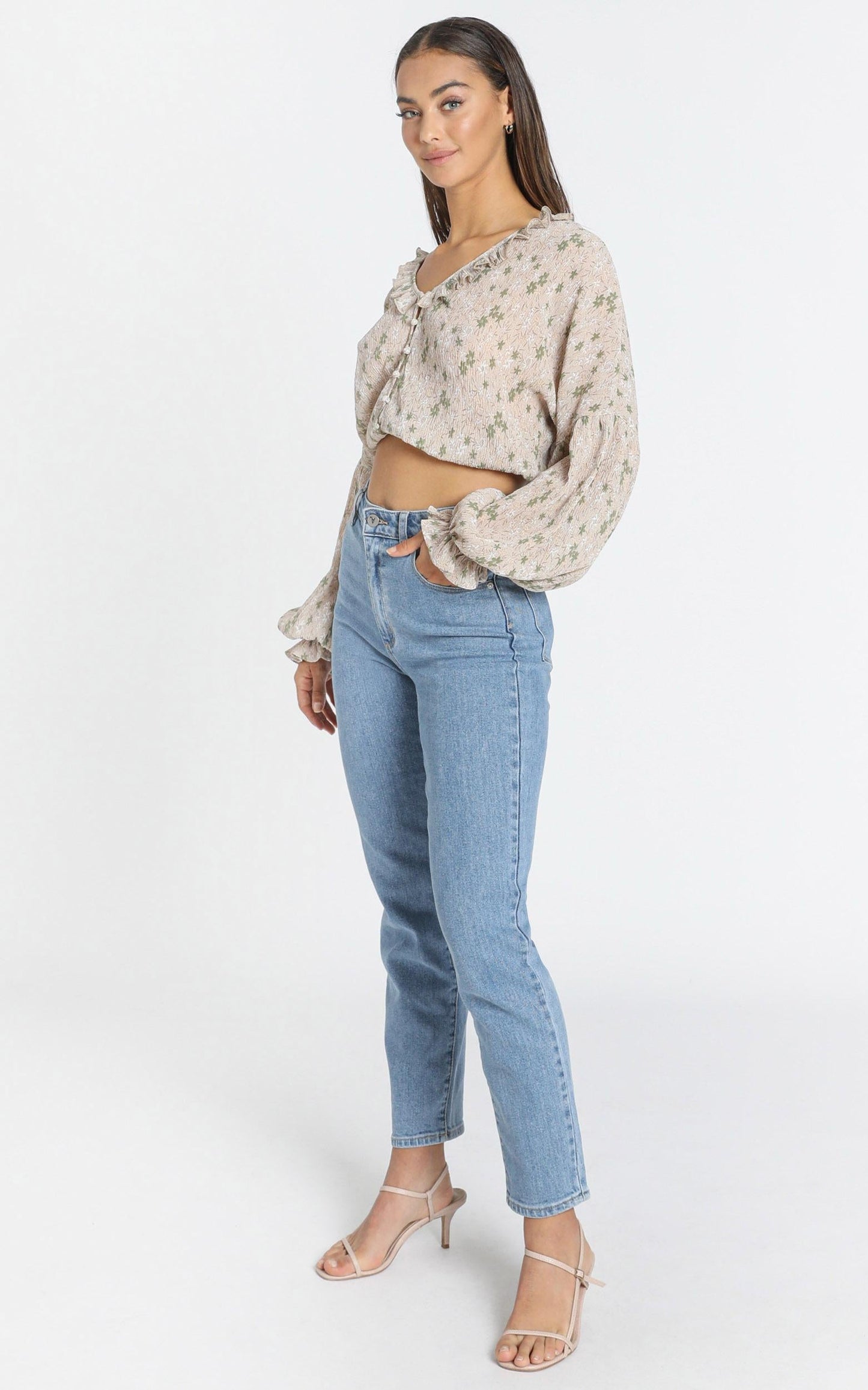 Serena Top in Beige Floral