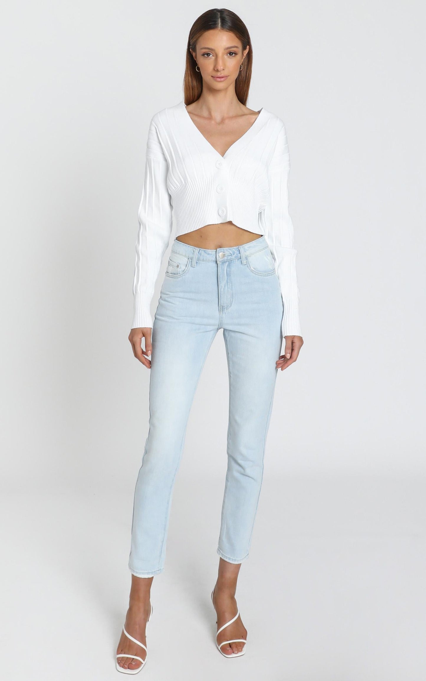 Una Jean in Light Blue Wash
