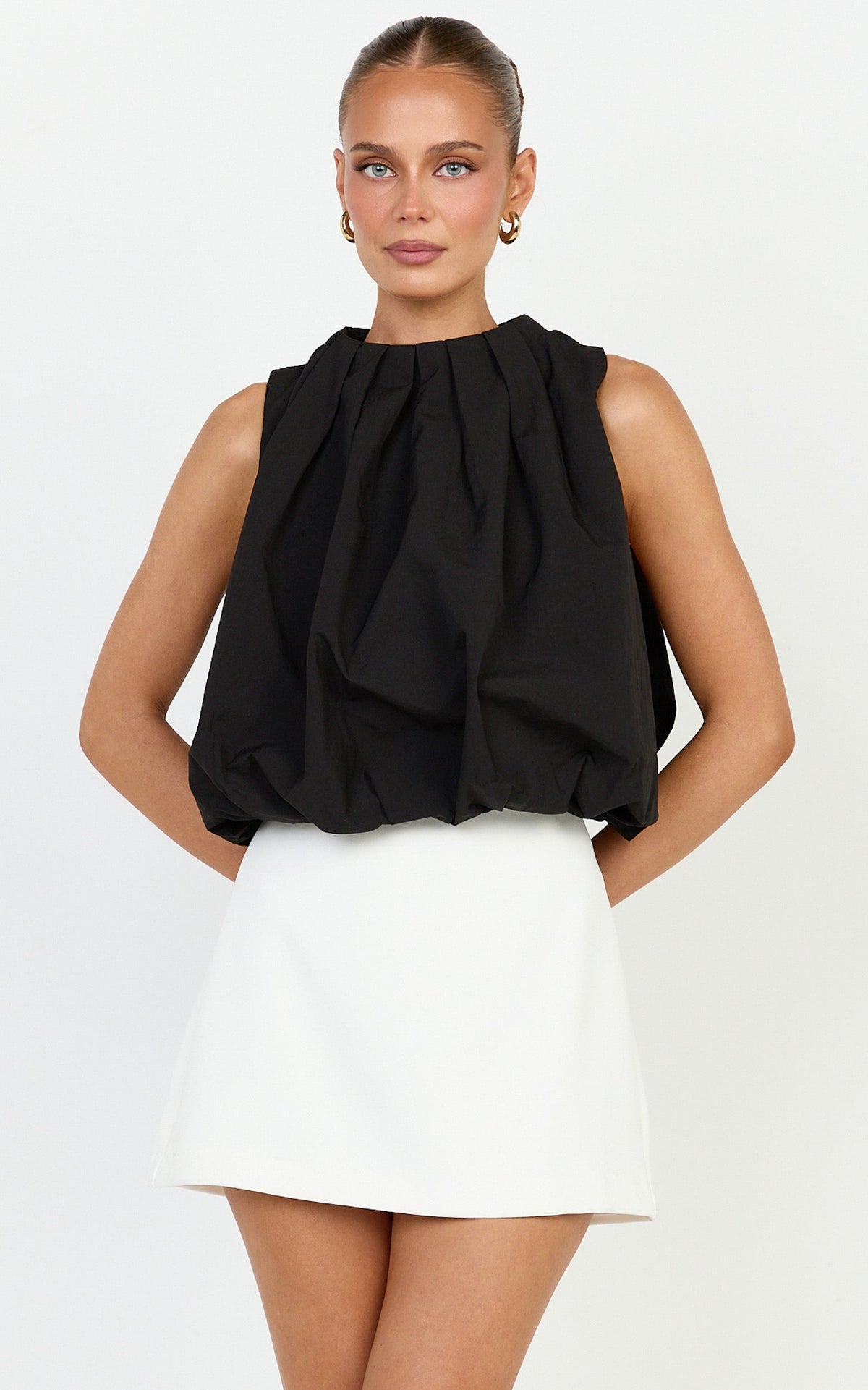 Lioness - Beverly Bubble Top in Noir
