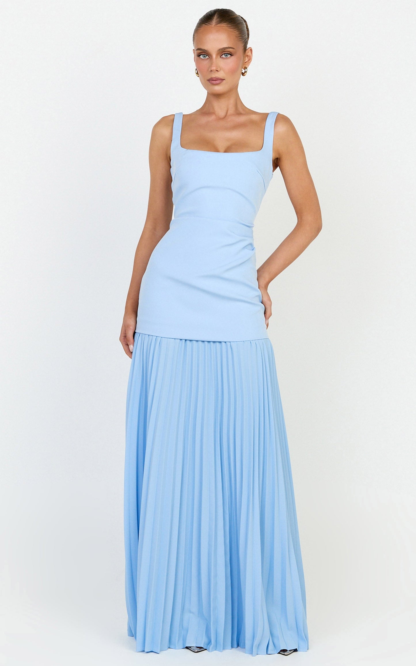 Sol Maxi Dress - Scooped Neck Contrast Pleated Dress in Light Blue
