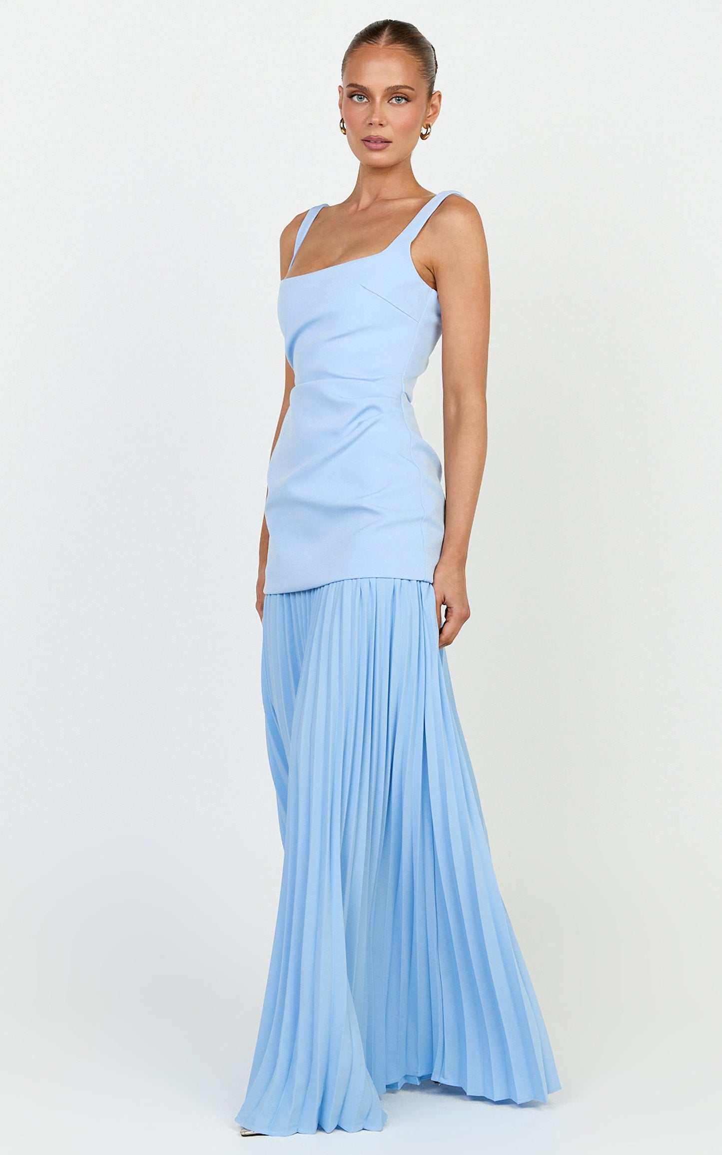 Sol Maxi Dress - Scooped Neck Contrast Pleated Dress in Light Blue