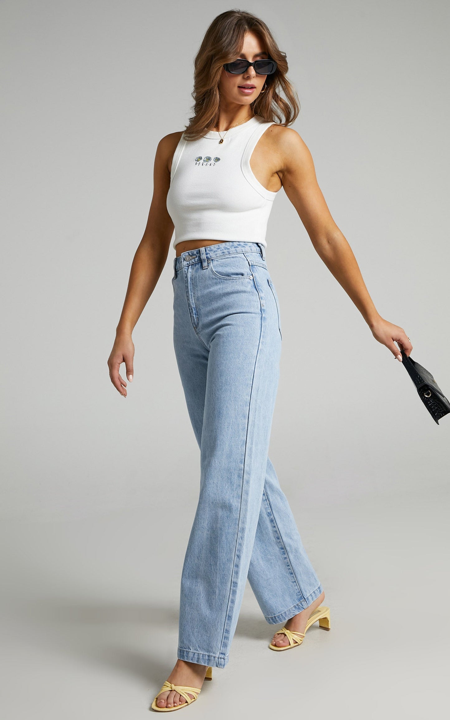 Abrand - A '94 High & Wide Jean in Walk Away