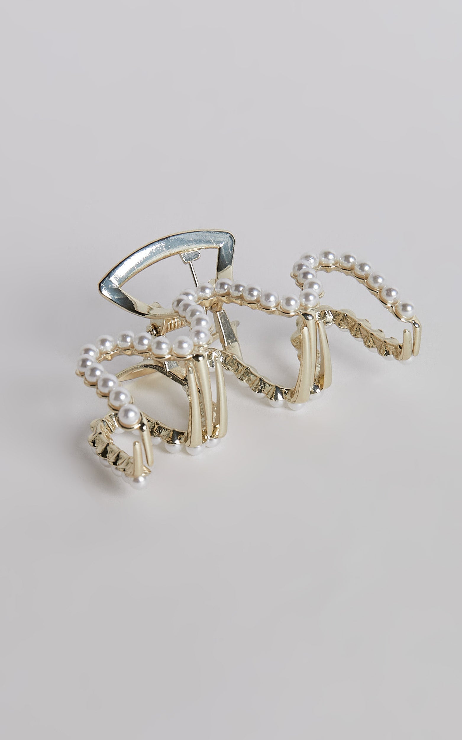 Madilynn Pearl Hair Clip in White