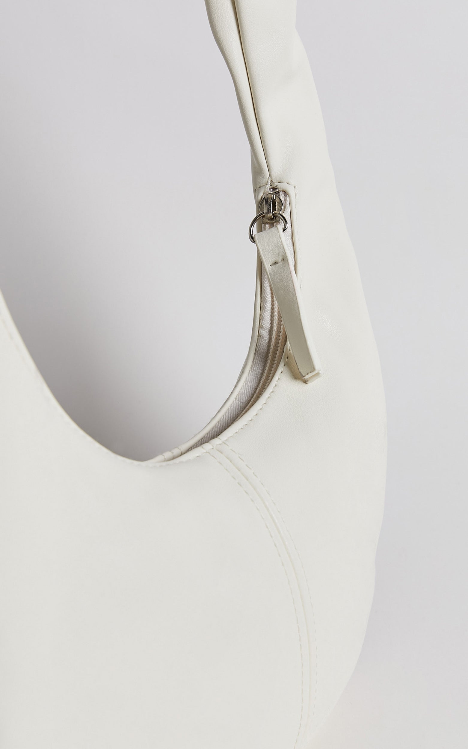 Melbourne Oval PU Shoulder Bag in White