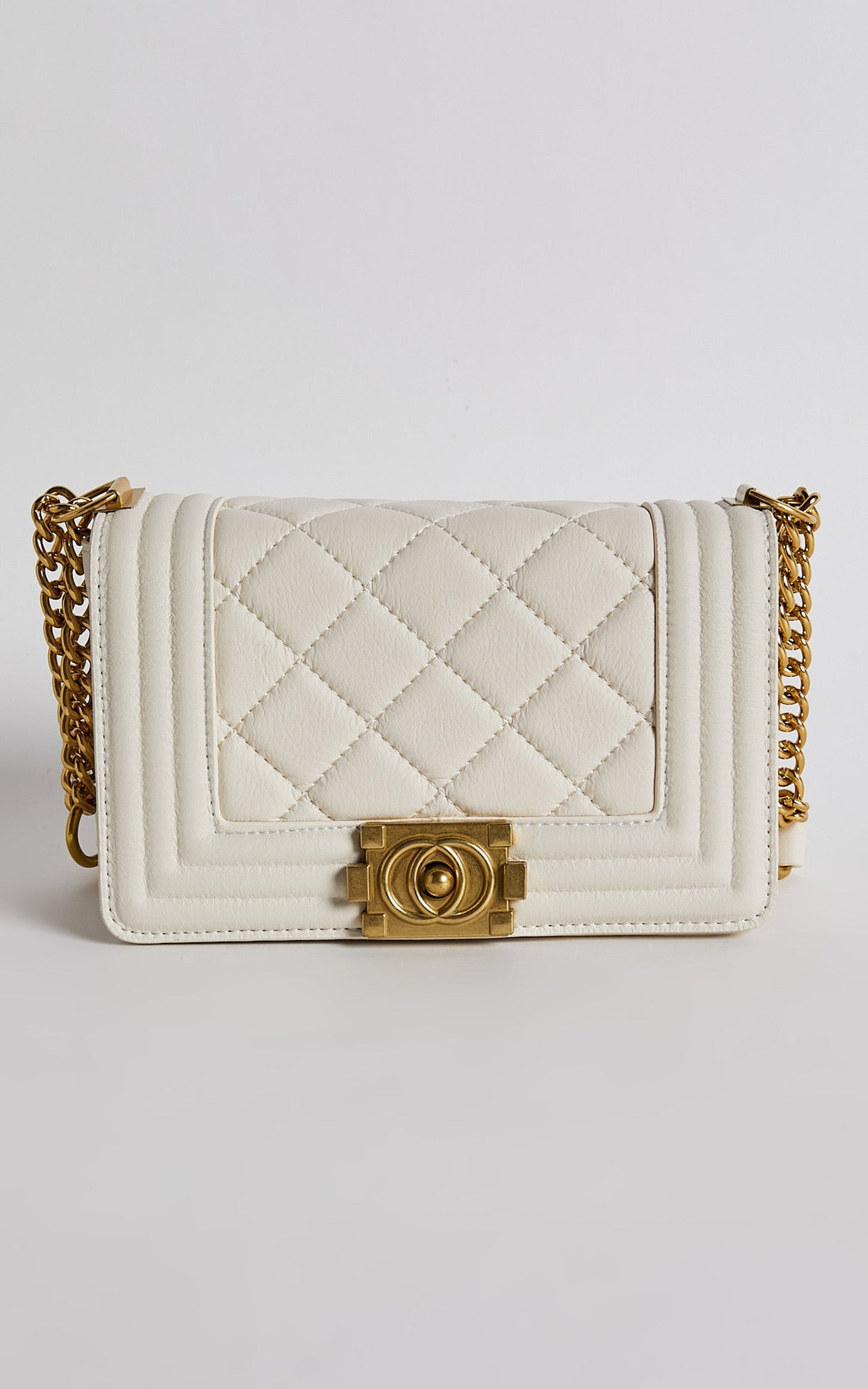 Hamptons Quilted Cross Body Bag in Cream