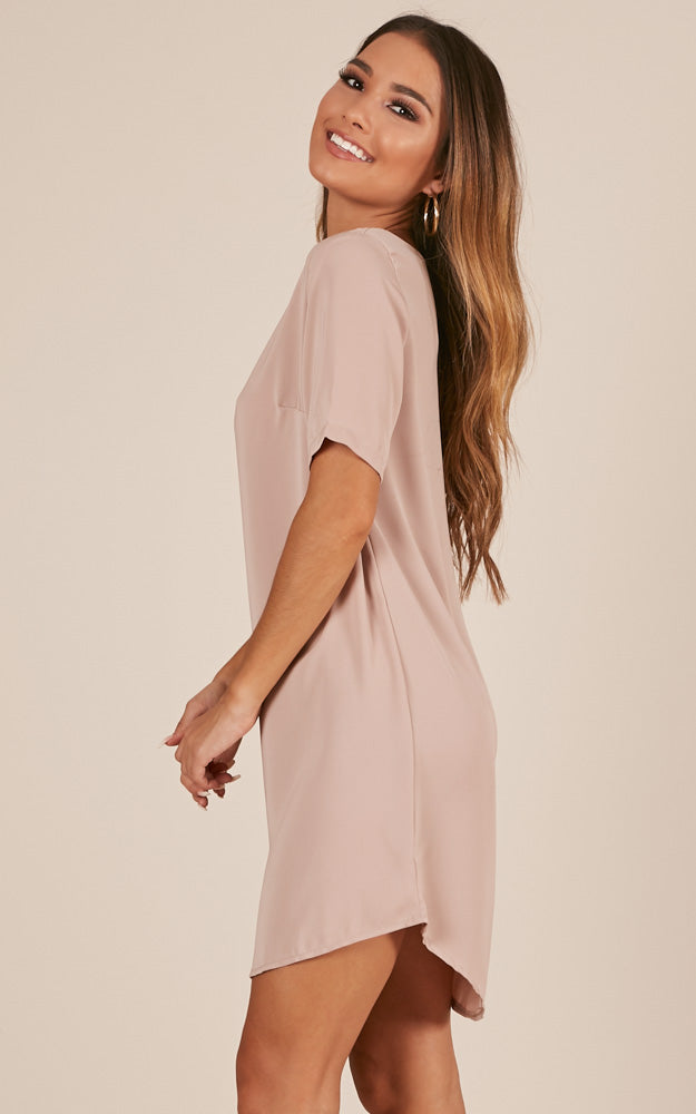 Way It Is Shift Dress In Mocha