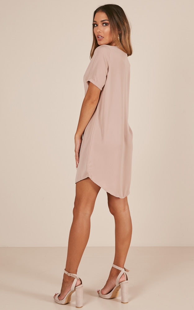 Way It Is Shift Dress In Mocha