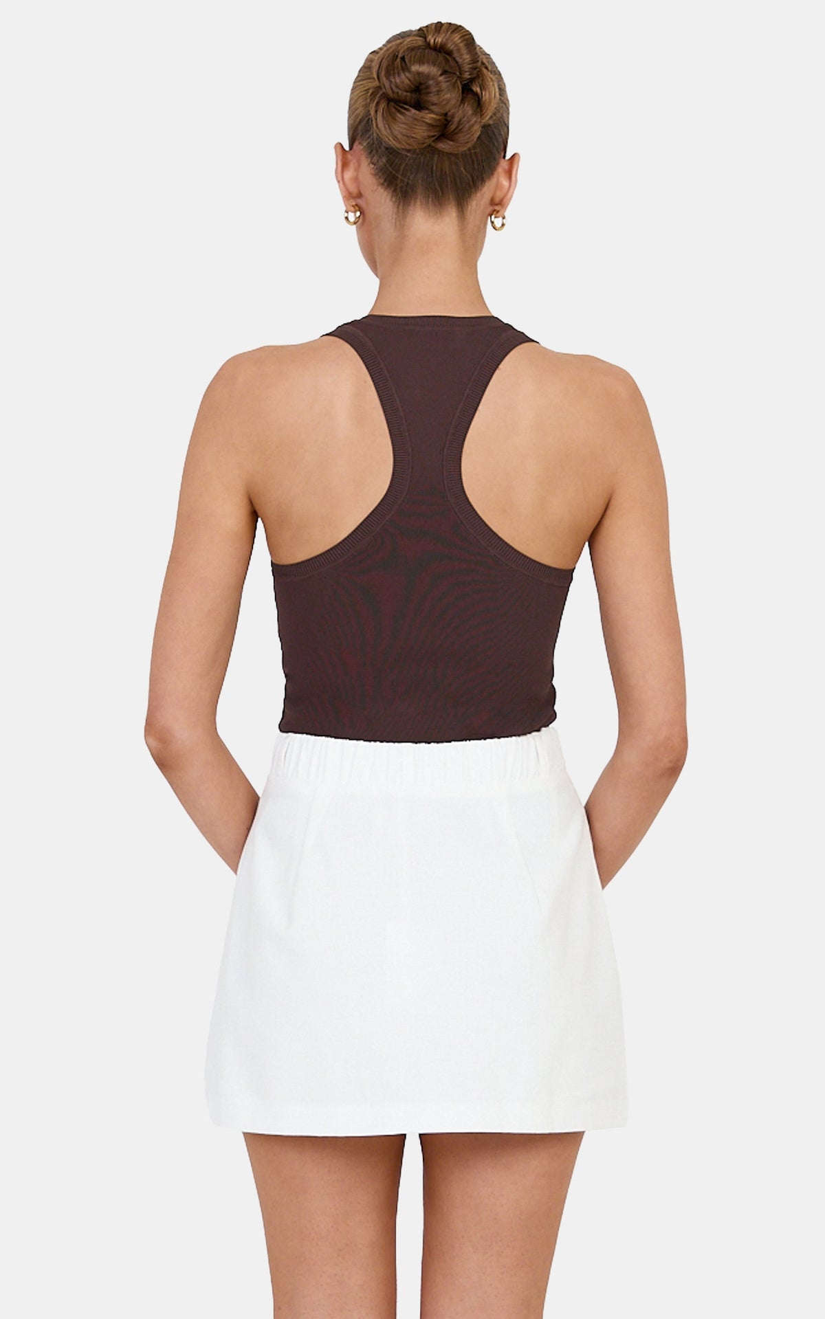 Natasha Skort – Mid Waist Skort mit Gummizug hinten in Weiß