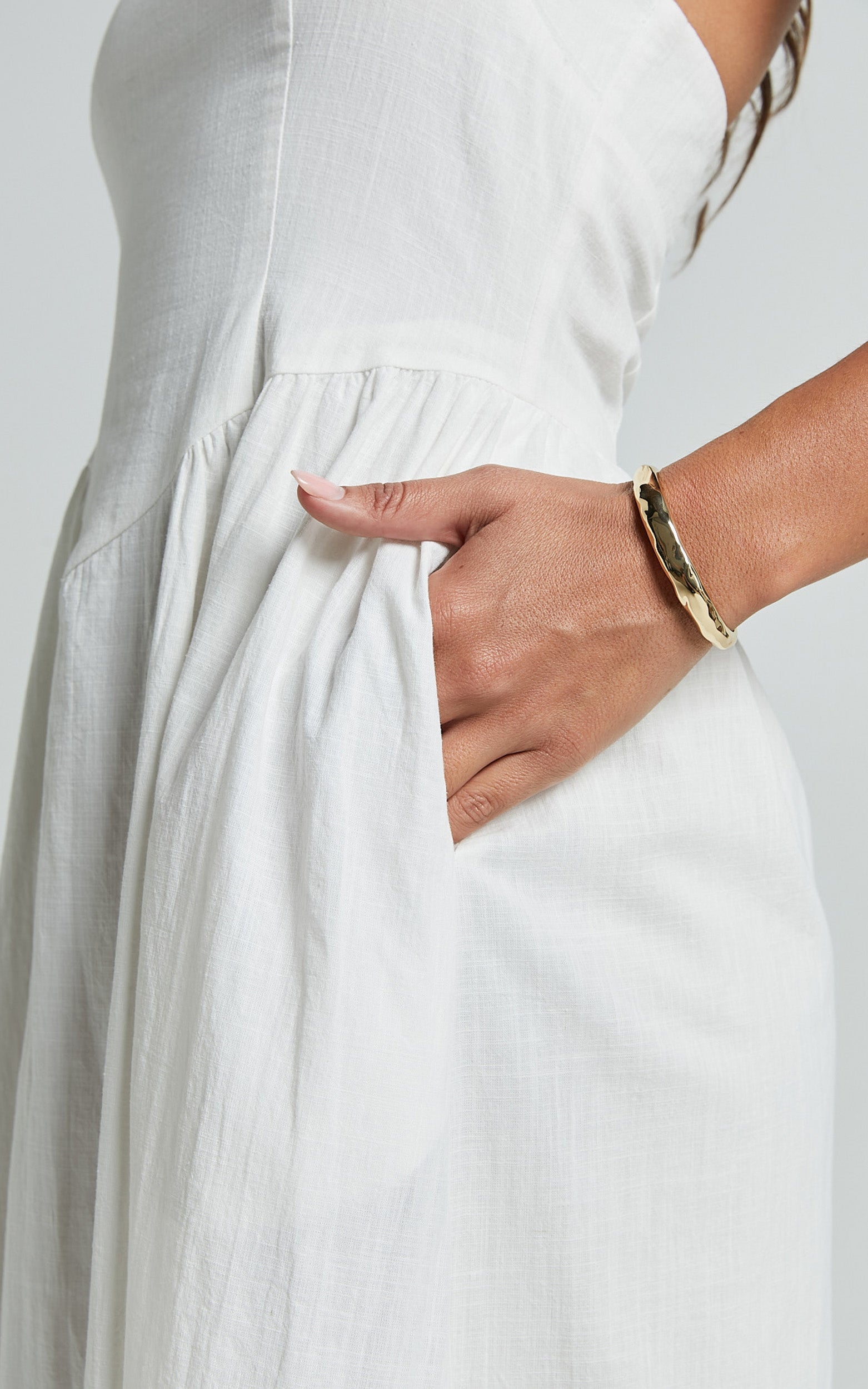 Marcia Bangle - Open Bangle in Gold