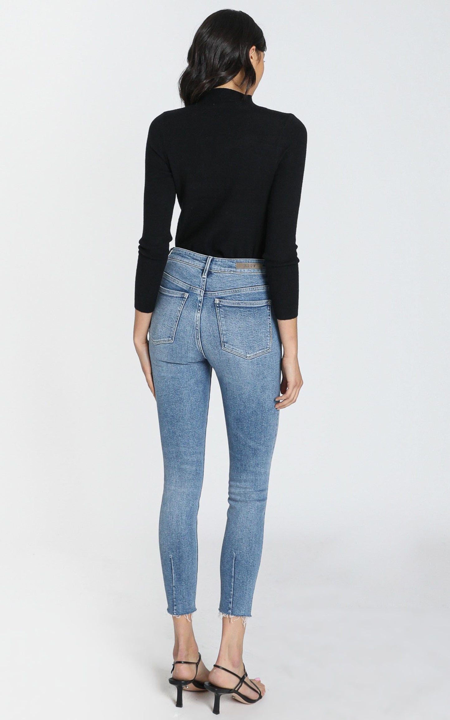 Neuw - Marilyn Skinny Jeans in Broken Blue