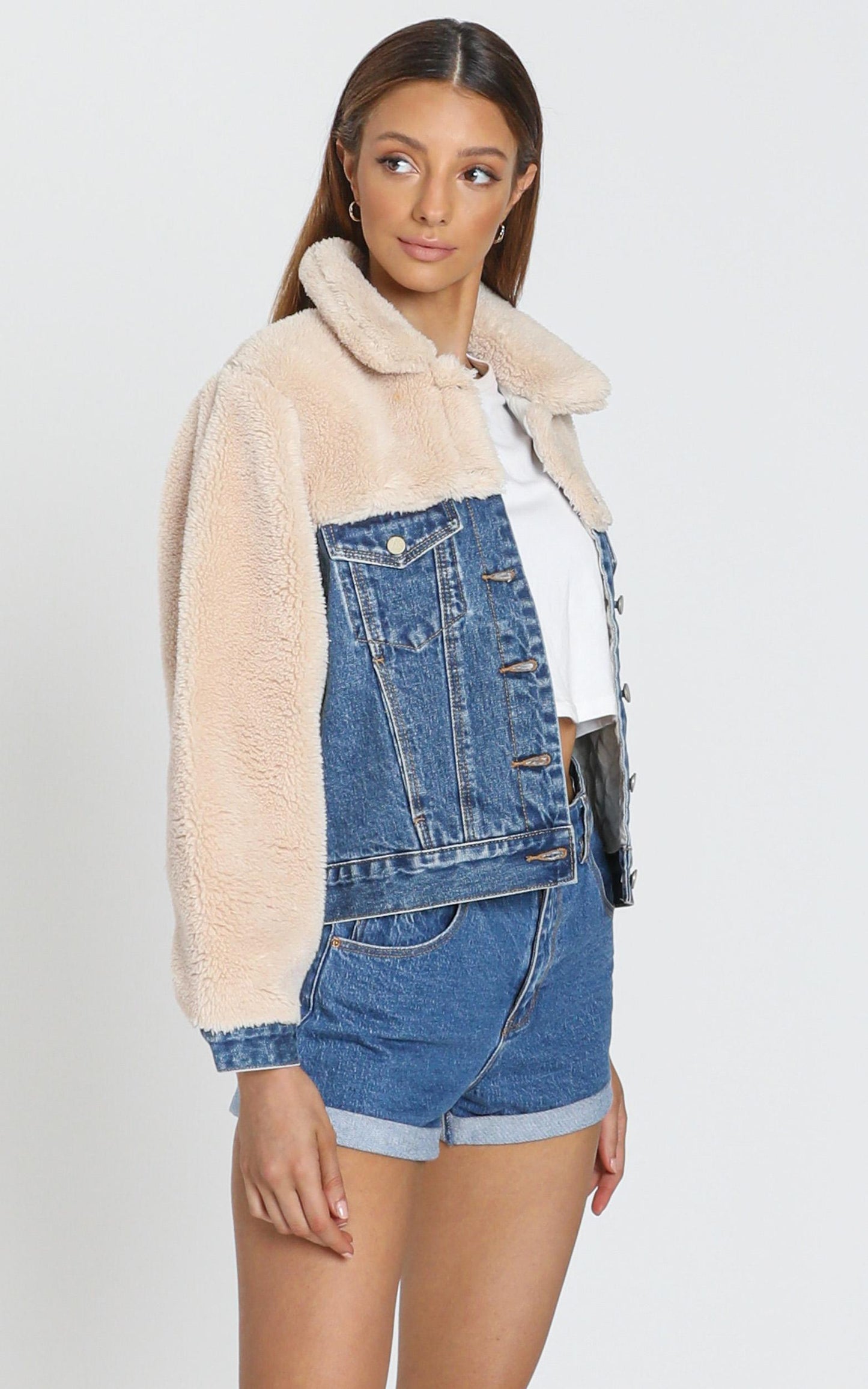 Abrand - A Josie Sherpa Jacket in Electra