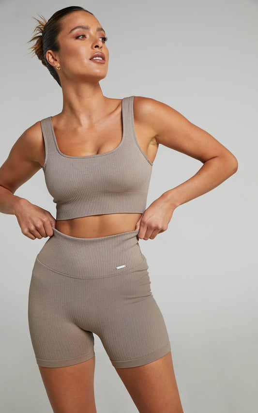 Aim'n - RIBBED SEAMLESS BRA in Espresso